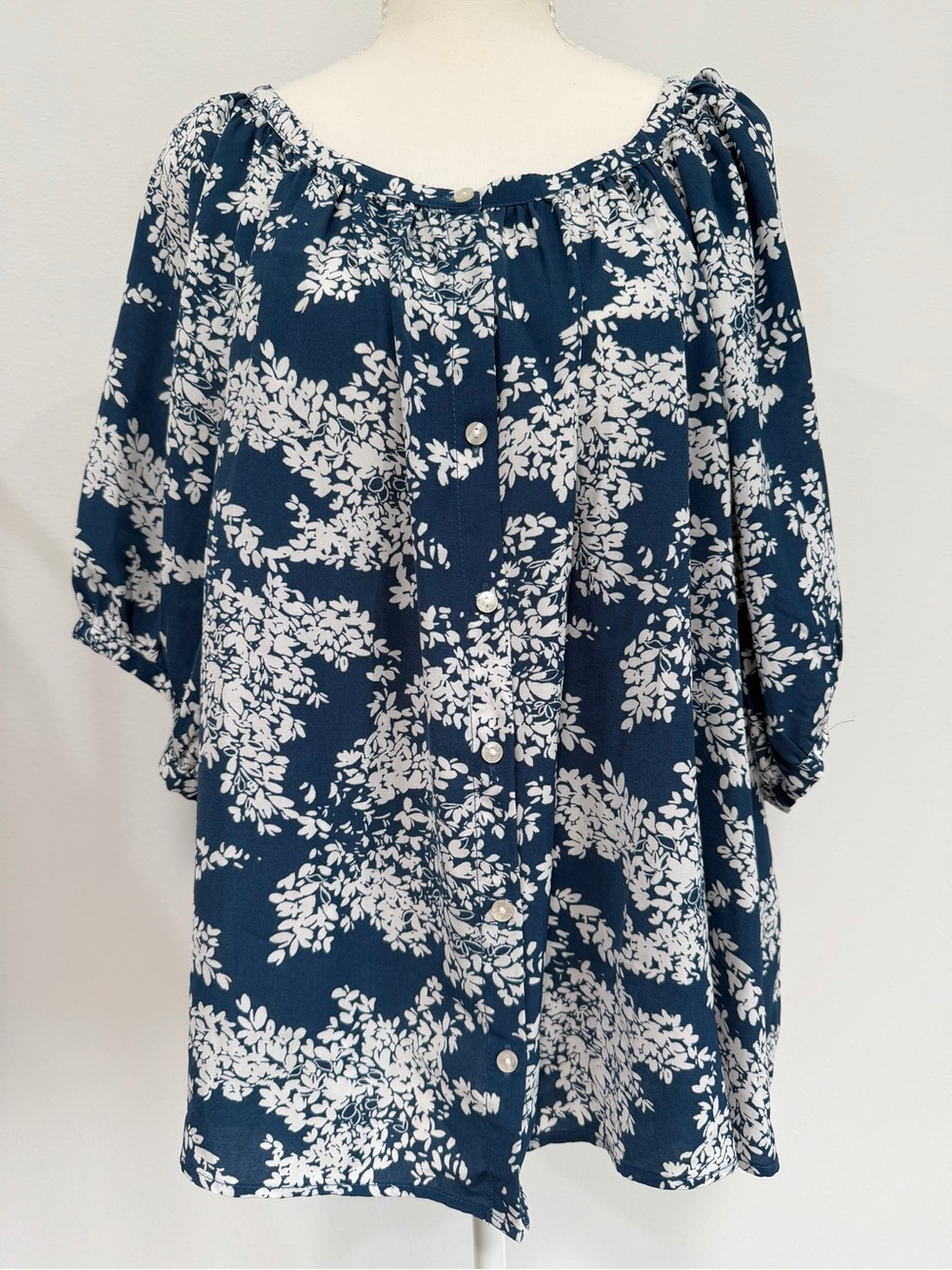 Abercrombie & Fitch Blue Floral Puff Sleeve Blouse Size XL - Picture 1 of 3